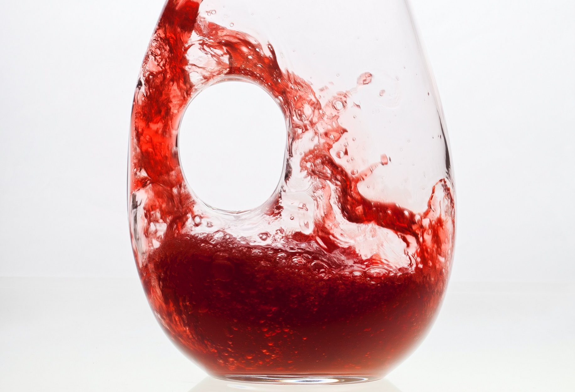 Comment Bien Décanter un Vin Rouge